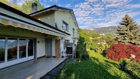 Villa 6.5 pièces à Vendre à Montreux