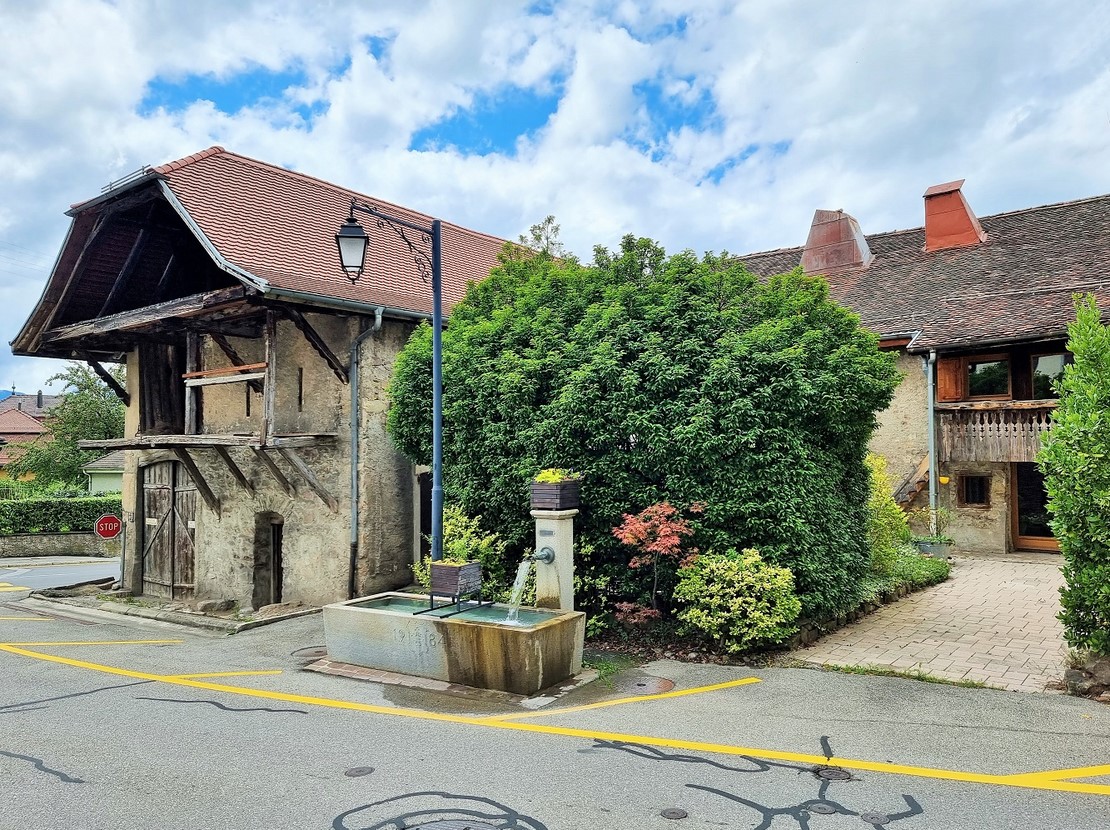 Ferme St-Légier Fontaine Web.jpg