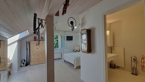 Chambre et Salle de Bains